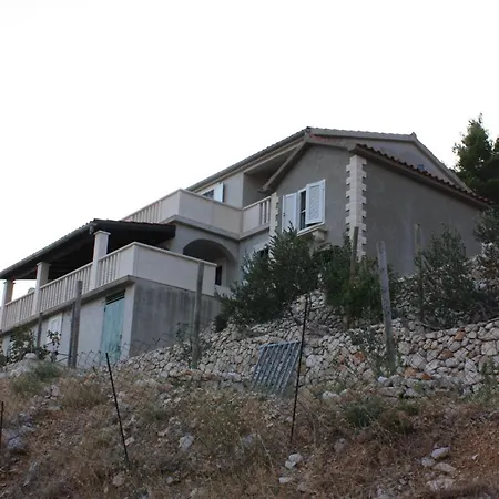 Isolated With A Parking Space Cove Vela Farska, Brac - 2897 Appartement