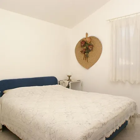 Isolated With A Parking Space Cove Vela Farska, Brac - 2897 * Murvica (Brac)