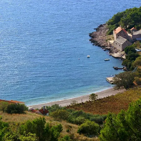 Isolated With A Parking Space Cove Vela Farska, Brac - 2897 Appartement Murvica (Brac)